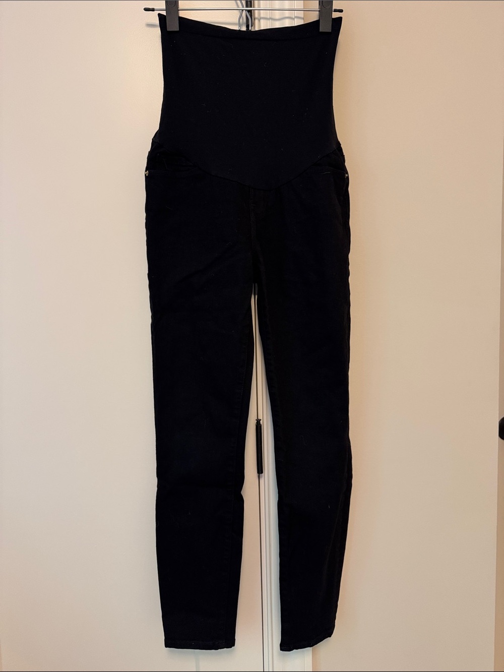 FRAME Denim Straight Leg Black Maternity Jeans - Size 26